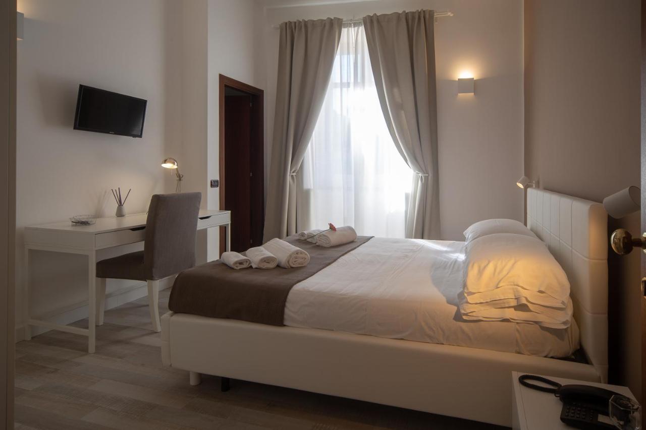 Holiday Rooms Portale Pirrera Modica Exteriör bild